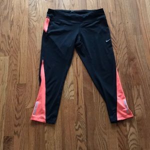 Nike workout capris, never worn